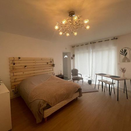 Апартаменты Studio Equipe Валансьен Экстерьер фото